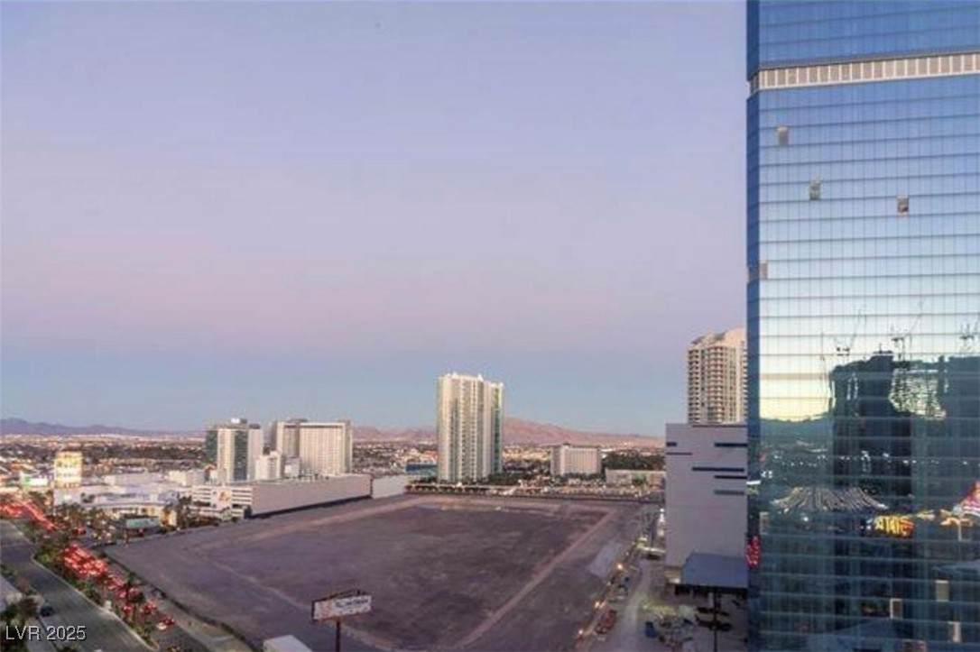 https://bt-photos.global.ssl.fastly.net/vegas/orig_boomver_1_2738259-2.jpg