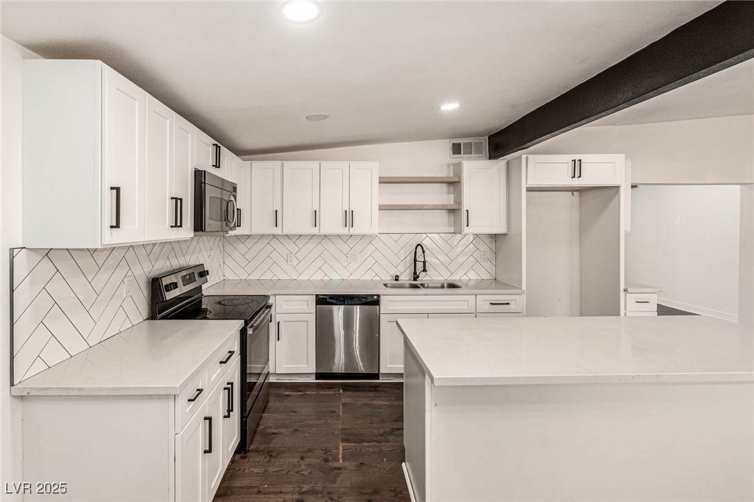 3220 Stanley Avenue - Photo 1