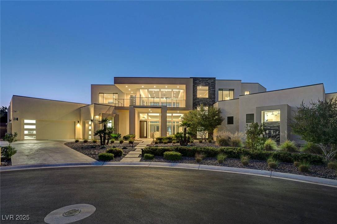 9780 Solar Avenue - Photo 1