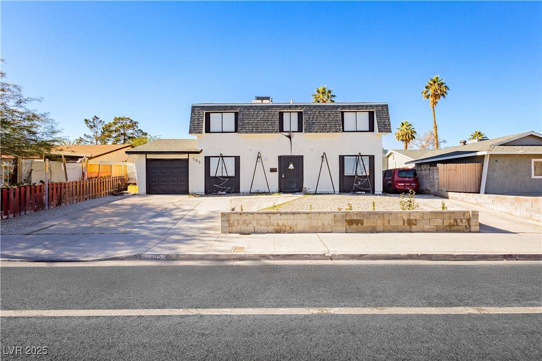 705 N Torrey Pines - Photo 1