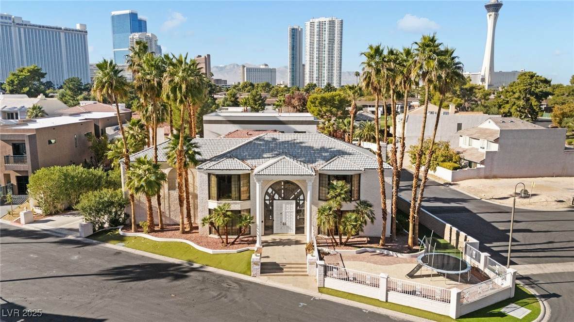 2834 Queens Courtyard Drive - Photo 1