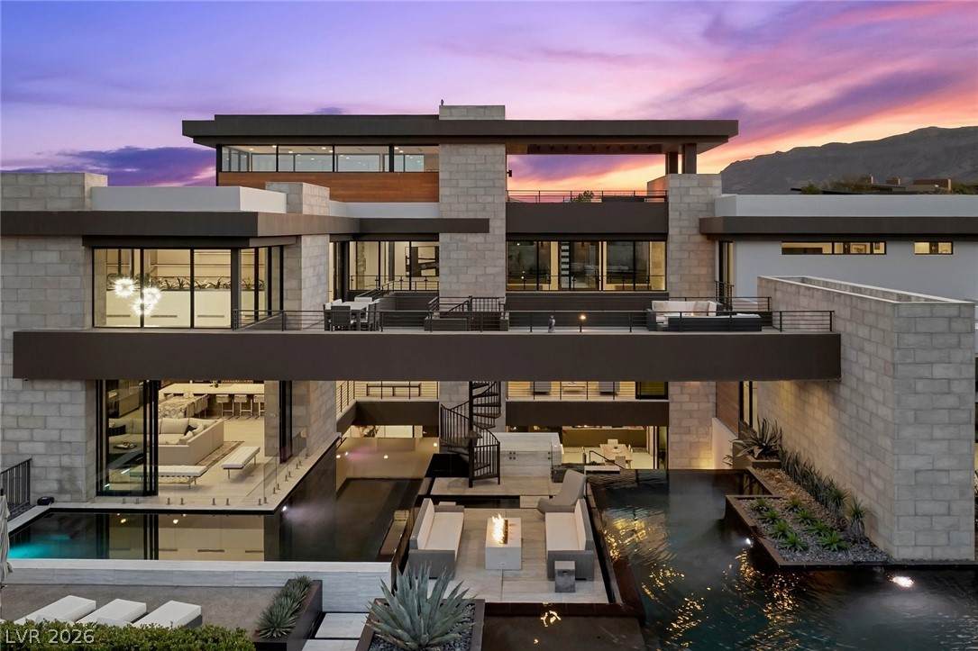 4 Soaring Bird Court - Photo 1