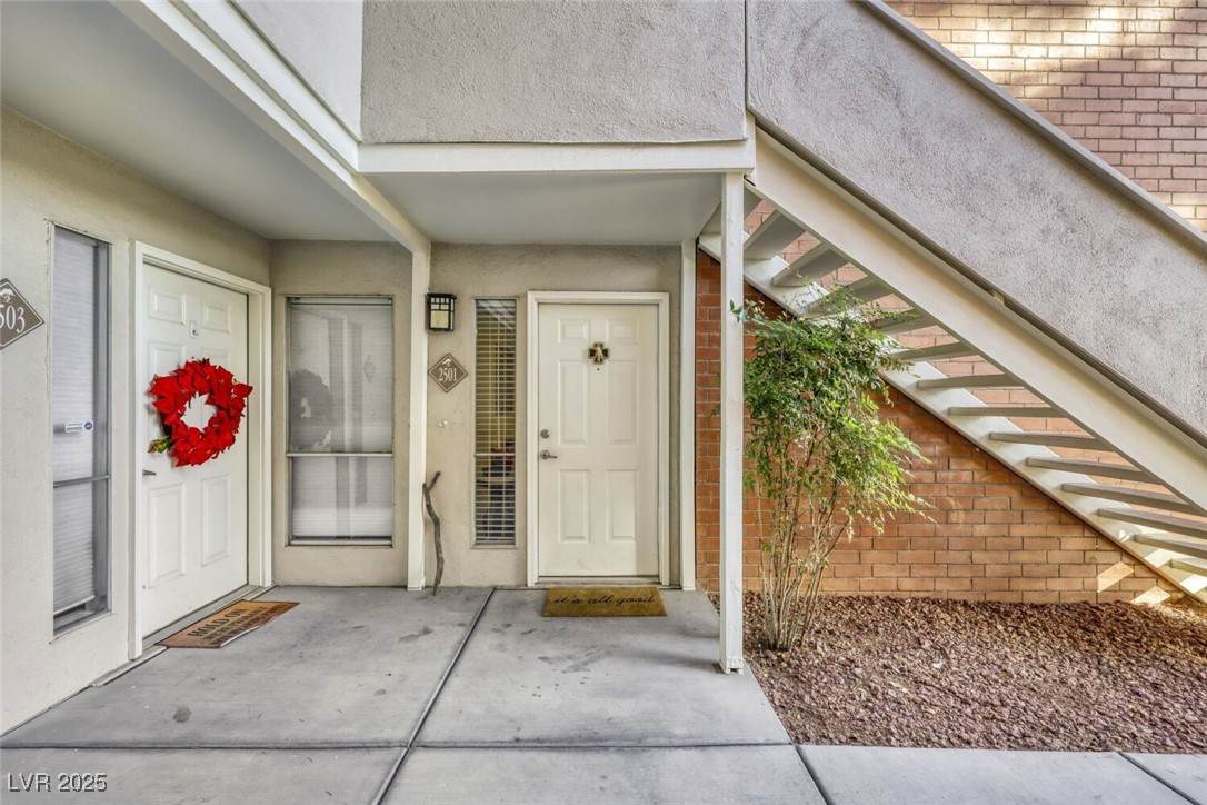 2807 Geary Place - Photo 1