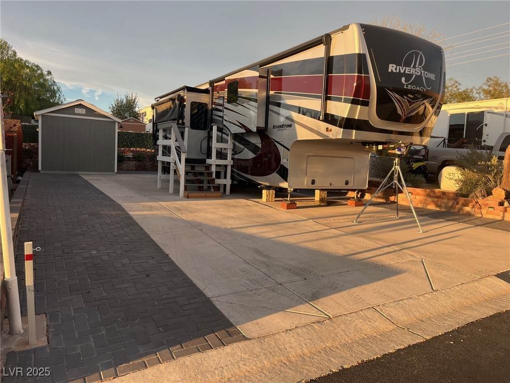 874 Pelican Way - Photo 1