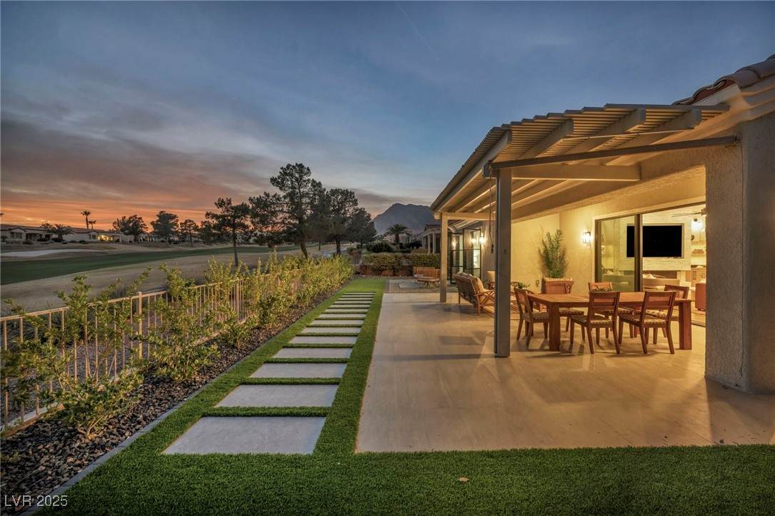 9917 Villa Ridge Drive - Photo 1