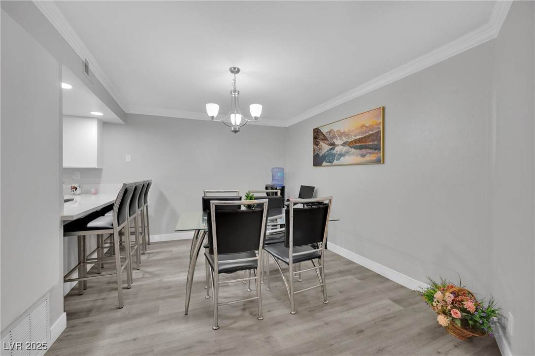 2080 Karen Avenue - Photo 1