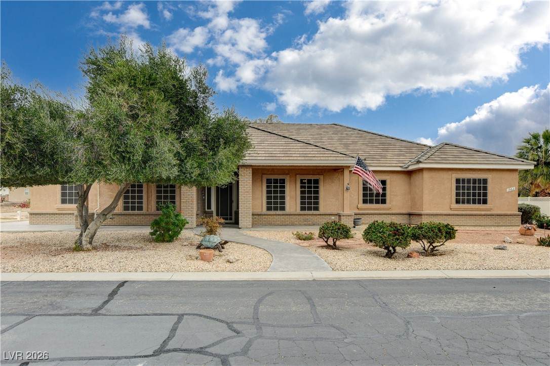 1962 Trophy Elk Avenue - Photo 1