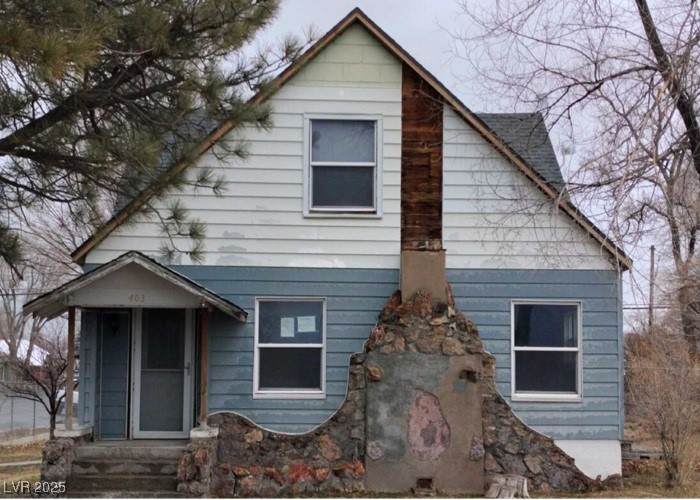 403 4th Street - Photo 1