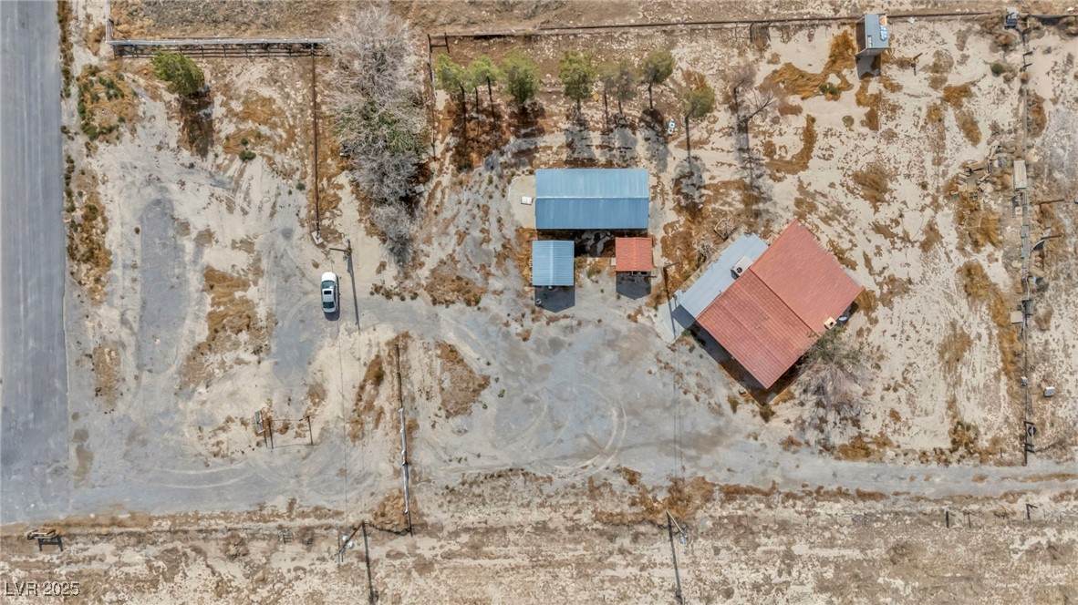 2351 Bond Street - Photo 1