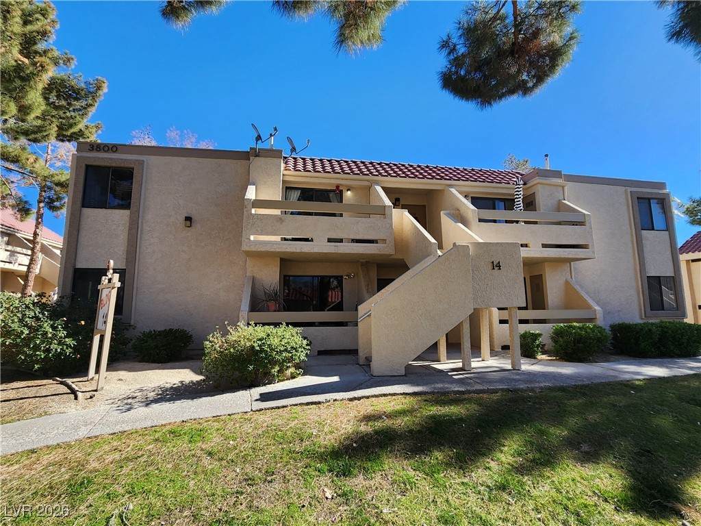 3800 Desert Marina Drive - Photo 1