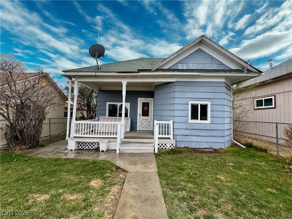 1124 Avenue H - Photo 1