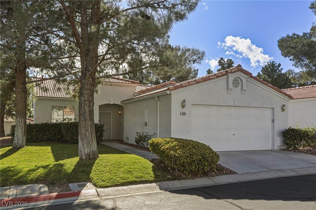 8809 Crystal Port Avenue - Photo 1