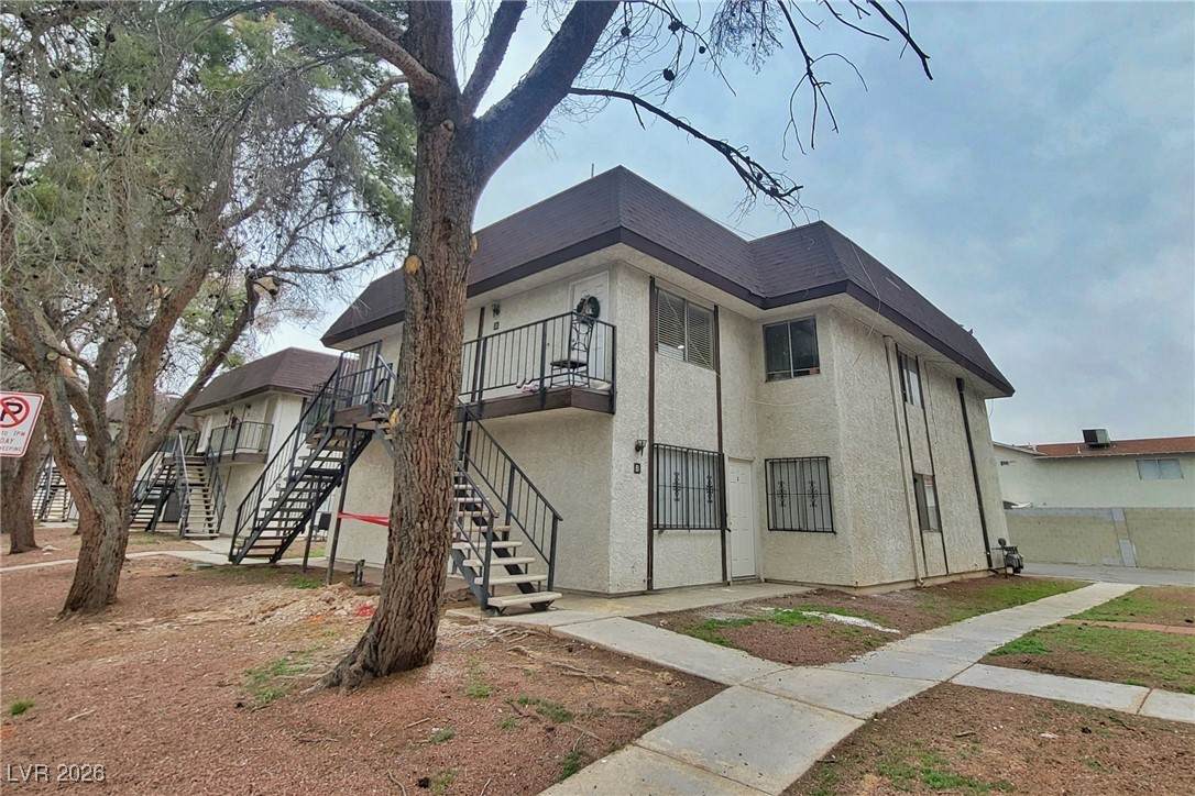 4264 Tara Avenue - Photo 1