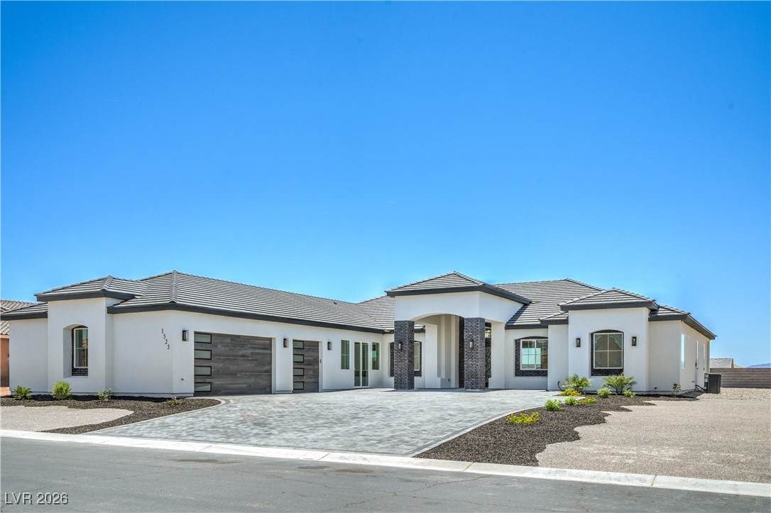 1525 Heights Drive - Photo 1