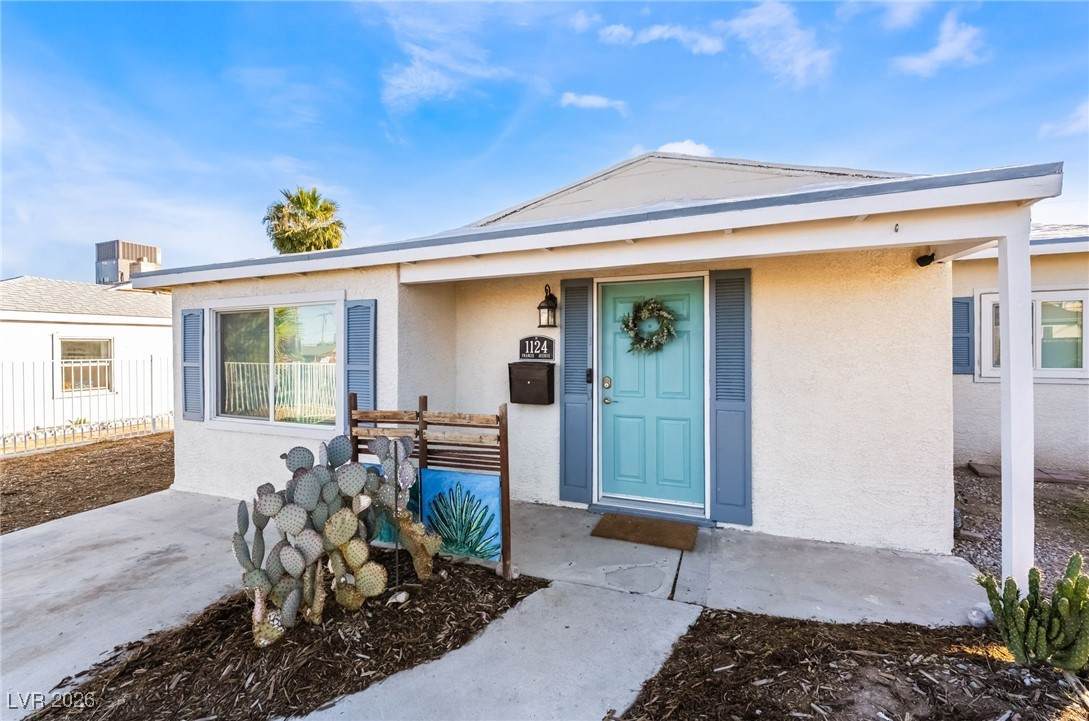 1124 Francis Avenue - Photo 1