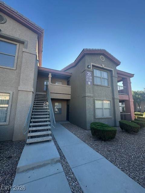 8000 Badura Avenue - Photo 1