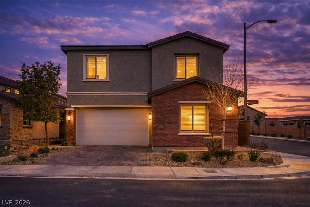 3135 Hazy Hills Avenue - Photo 1