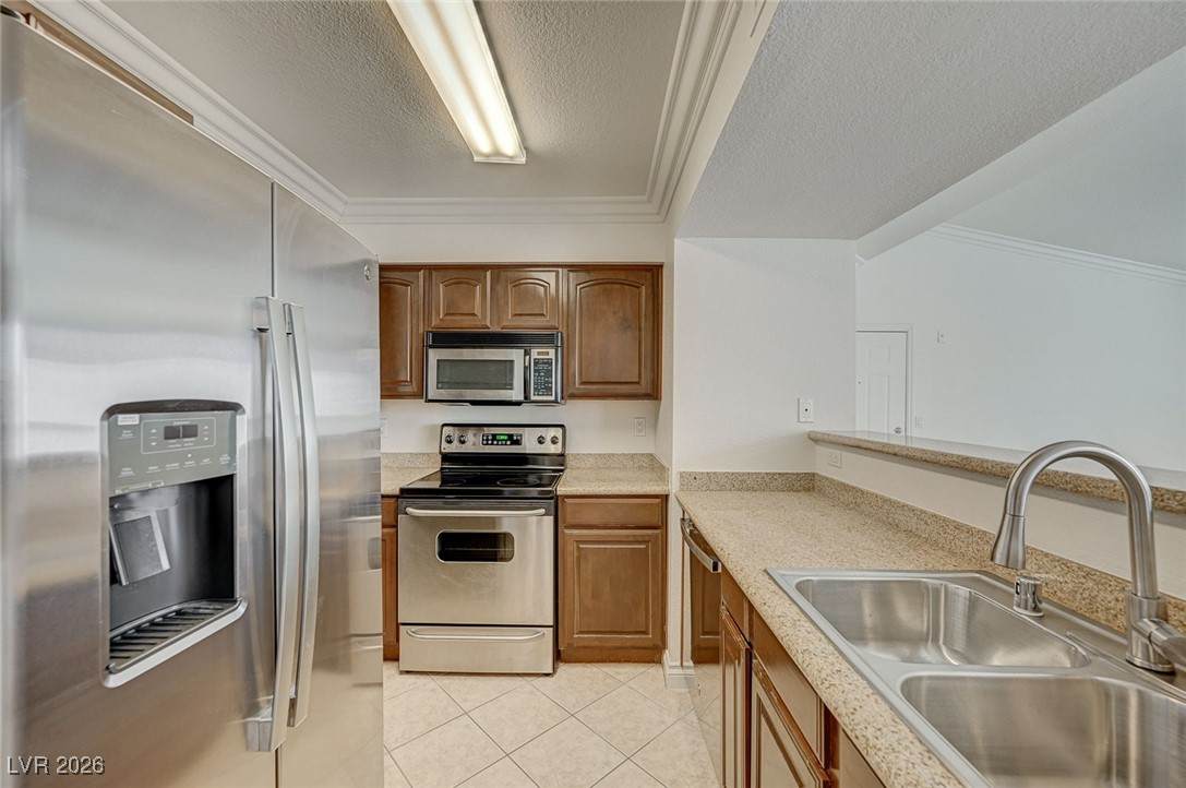8101 Flamingo Road - Photo 1