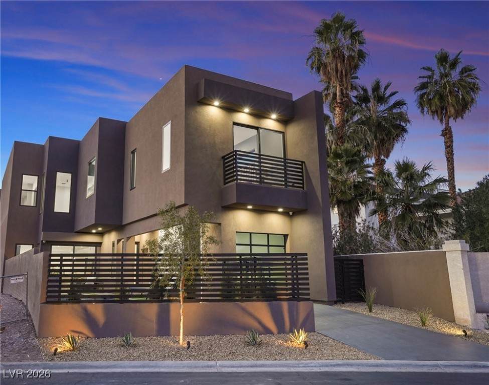 2824 Queens Courtyard Drive - Photo 1