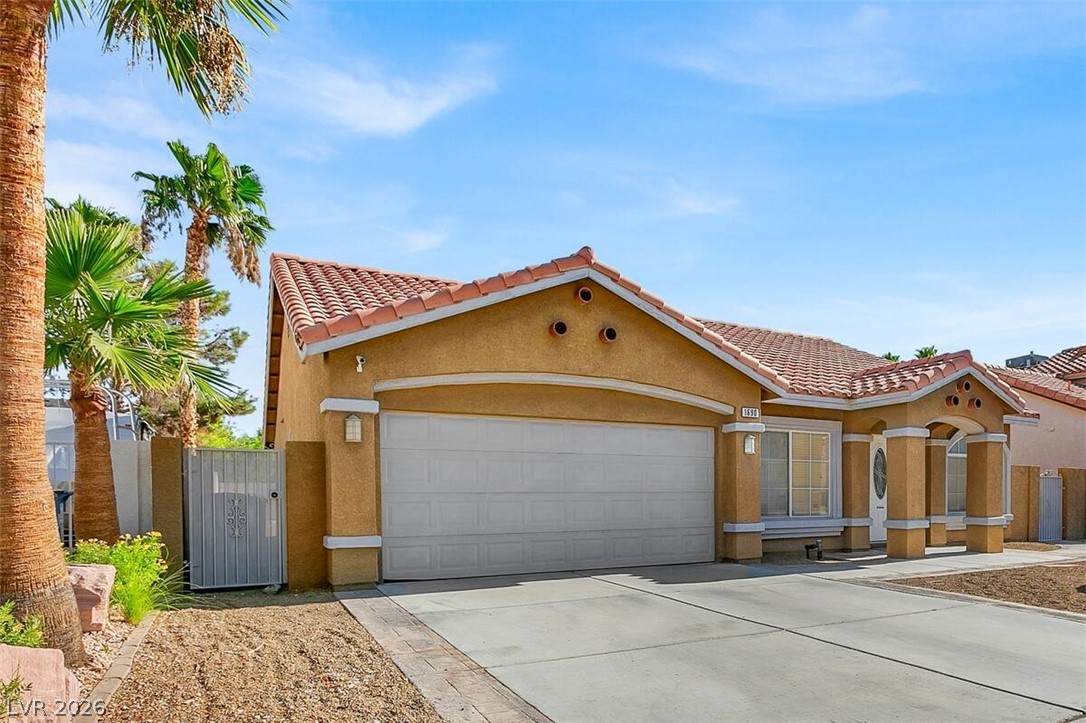 1690 Silver Glen Avenue - Photo 1