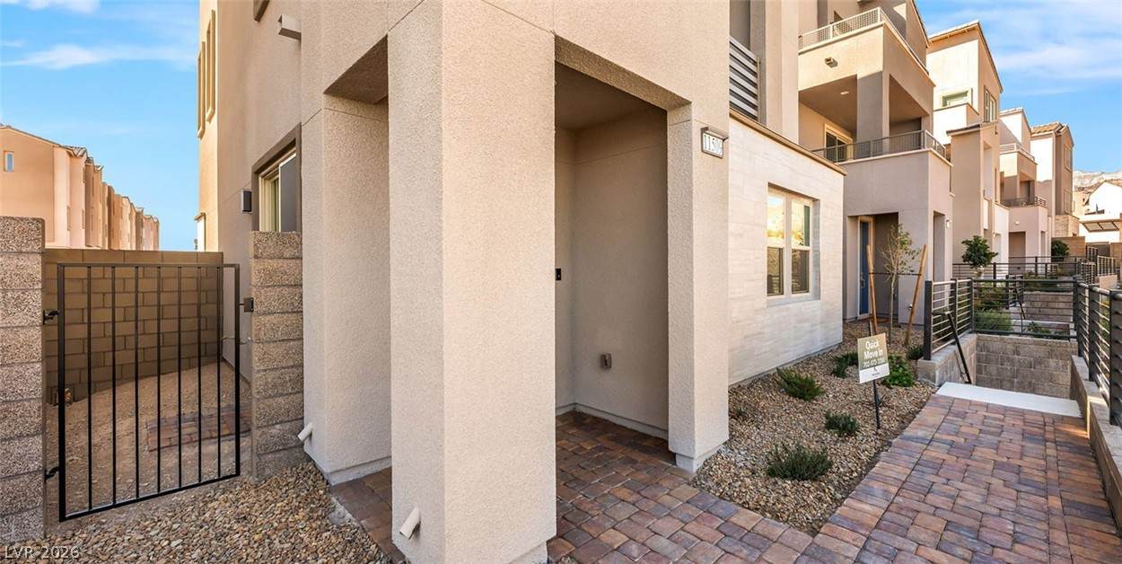 https://bt-photos.global.ssl.fastly.net/vegas/orig_boomver_1_2754603-2.jpg