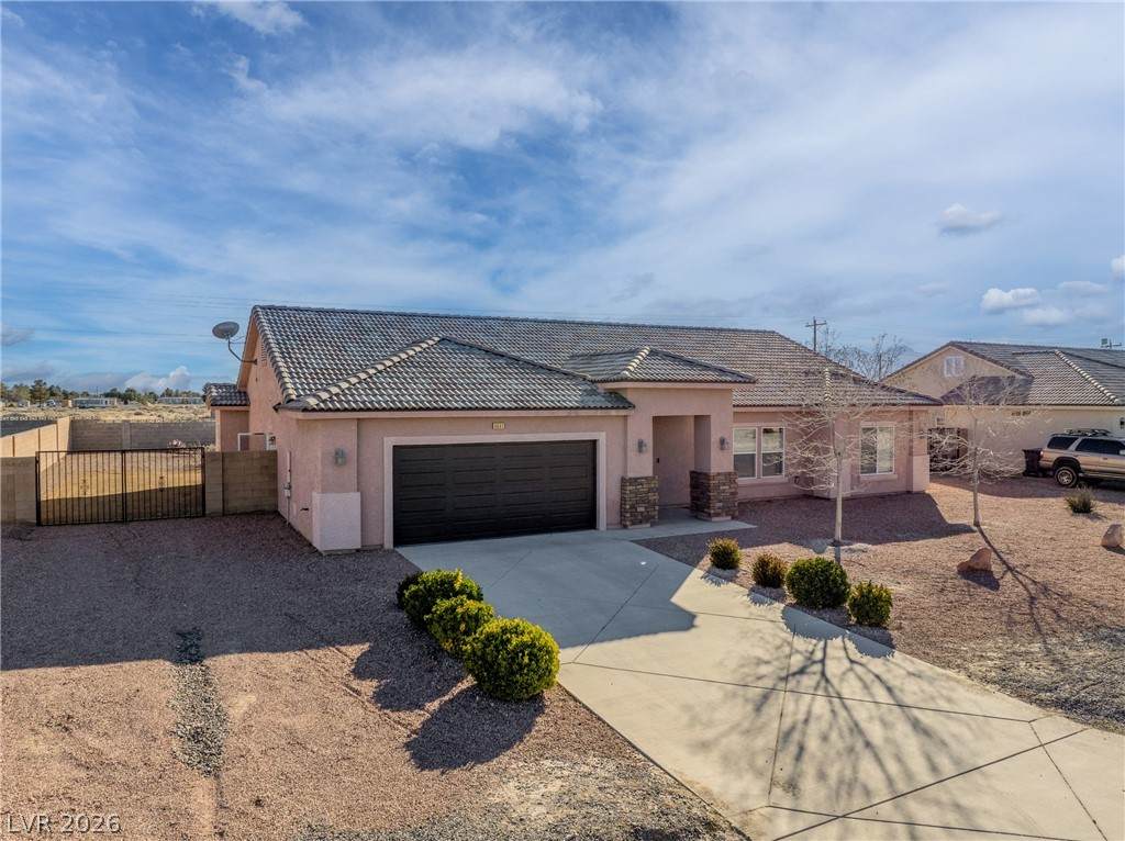 4641 Honey Locust Drive - Photo 1