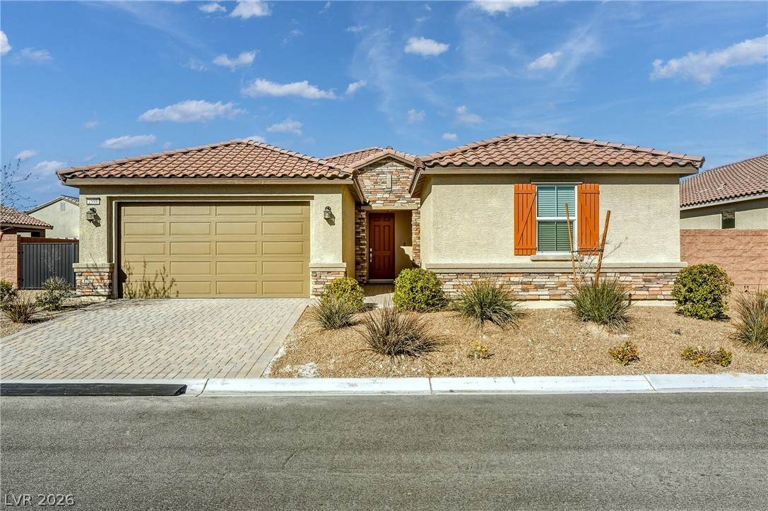 2598 Blossom Avenue - Photo 1