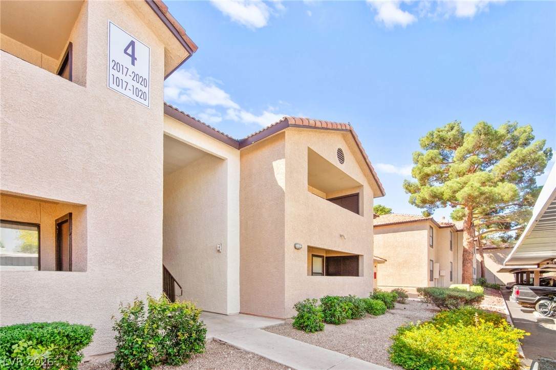 2451 Rainbow Boulevard - Photo 1
