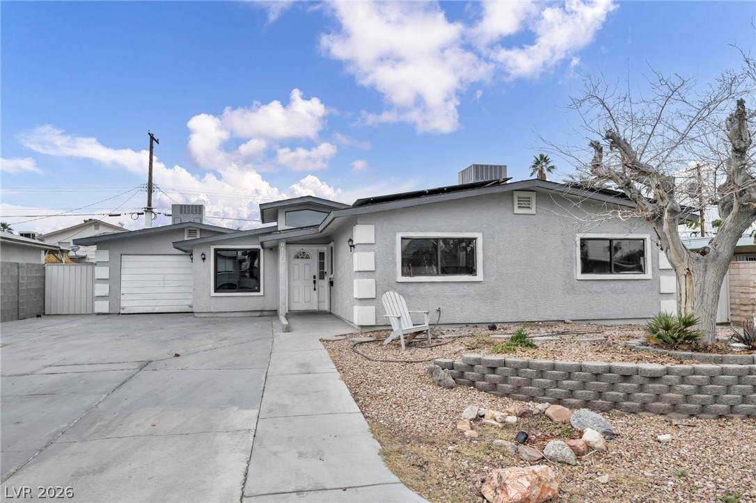 6116 Edgewood Circle - Photo 1