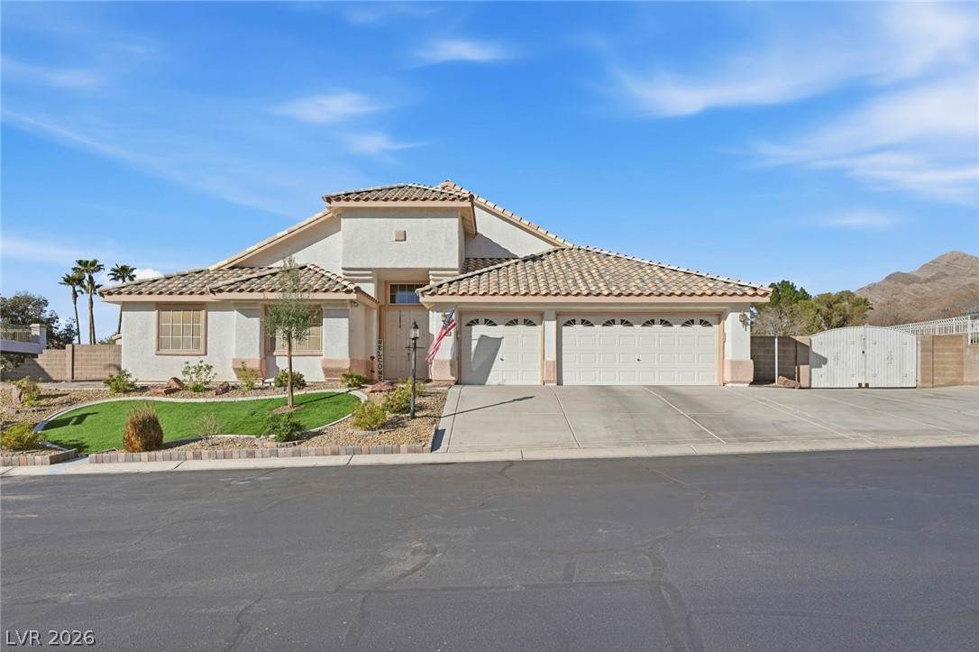 6780 Vintage Highlands Lane - Photo 1