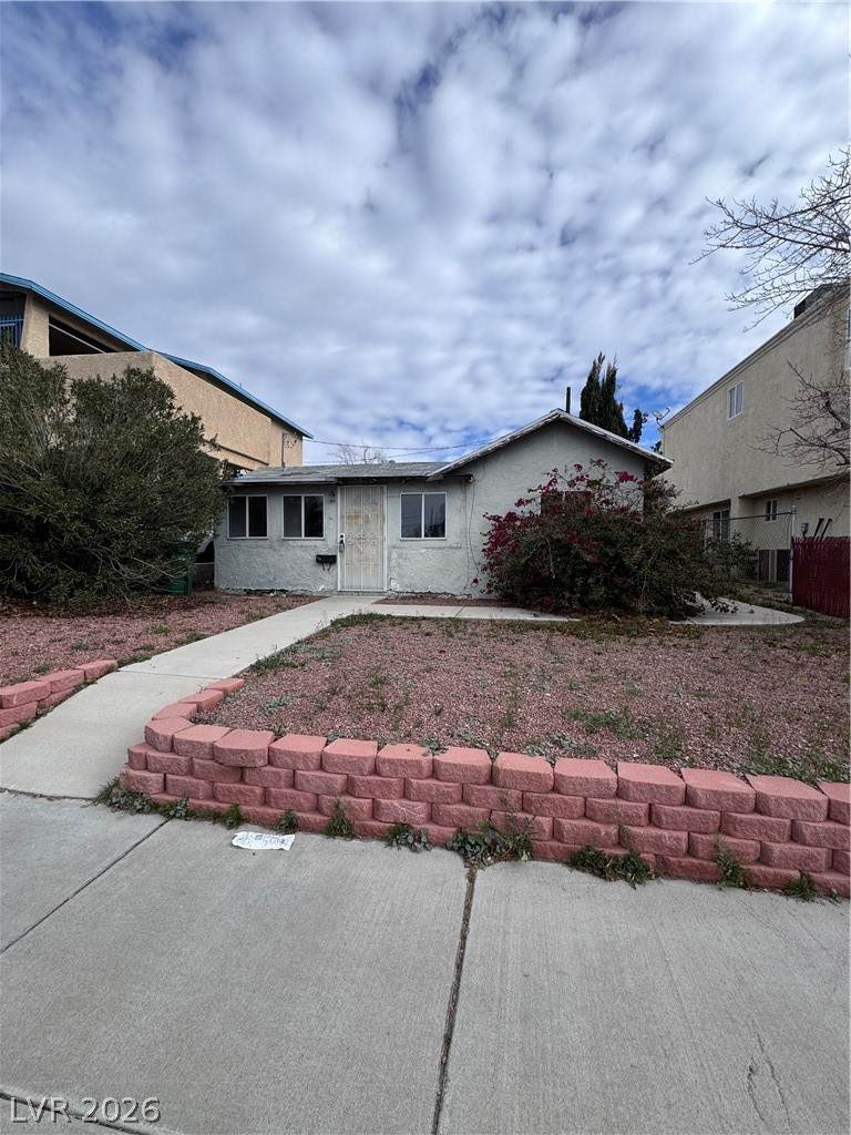 709 Utah Street - Photo 1