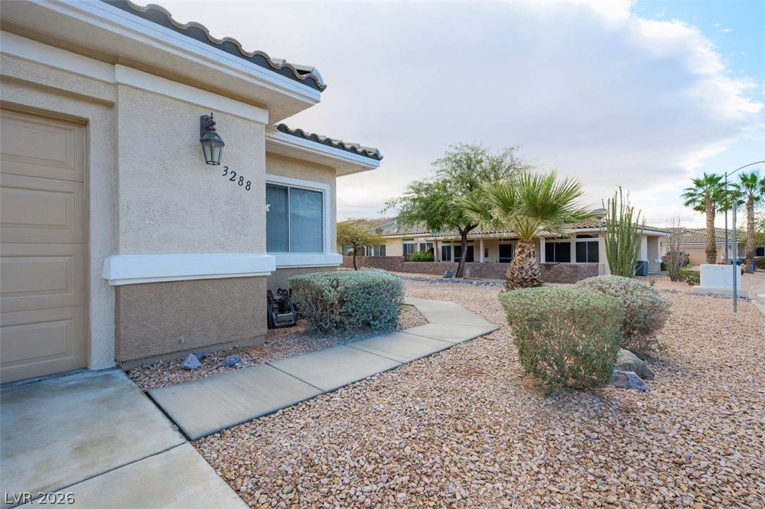 3288 Pheasant Hills Way - Photo 1