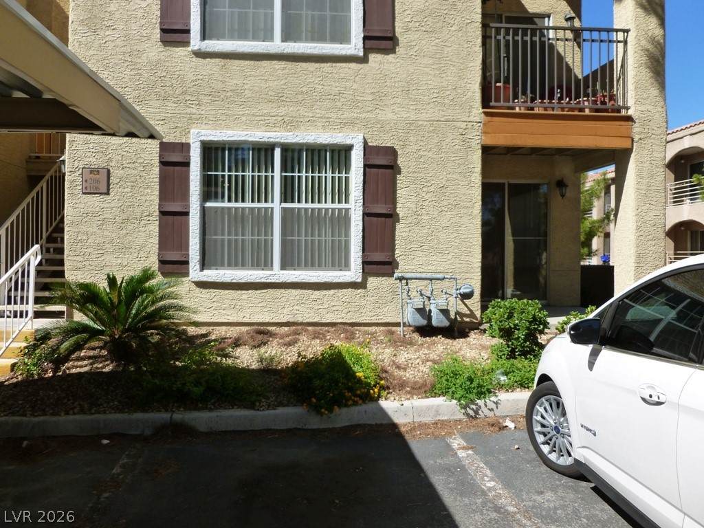 2801 Rainbow Boulevard - Photo 1