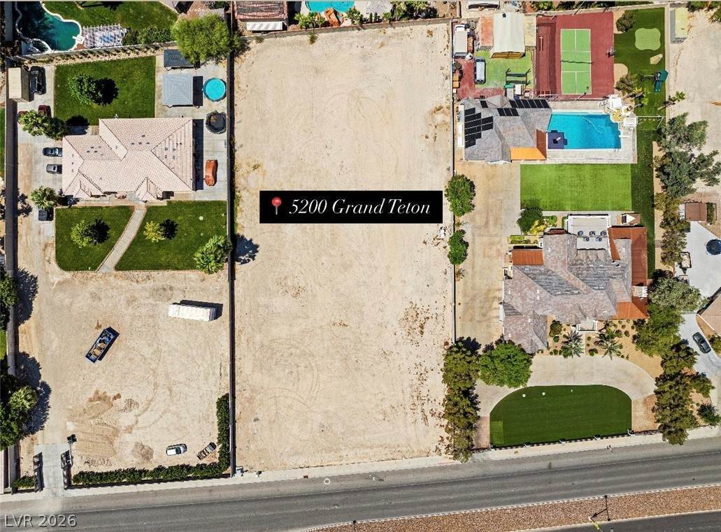 5200 Grand Teton Drive - Photo 1