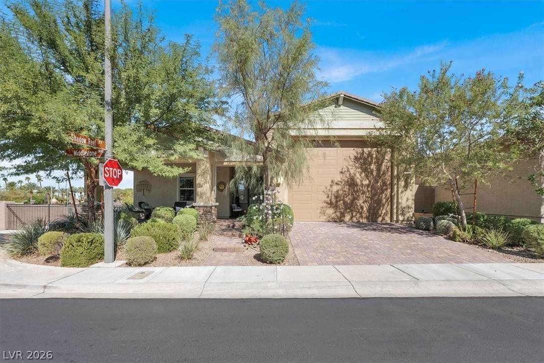 400 Middlestone Avenue - Photo 1