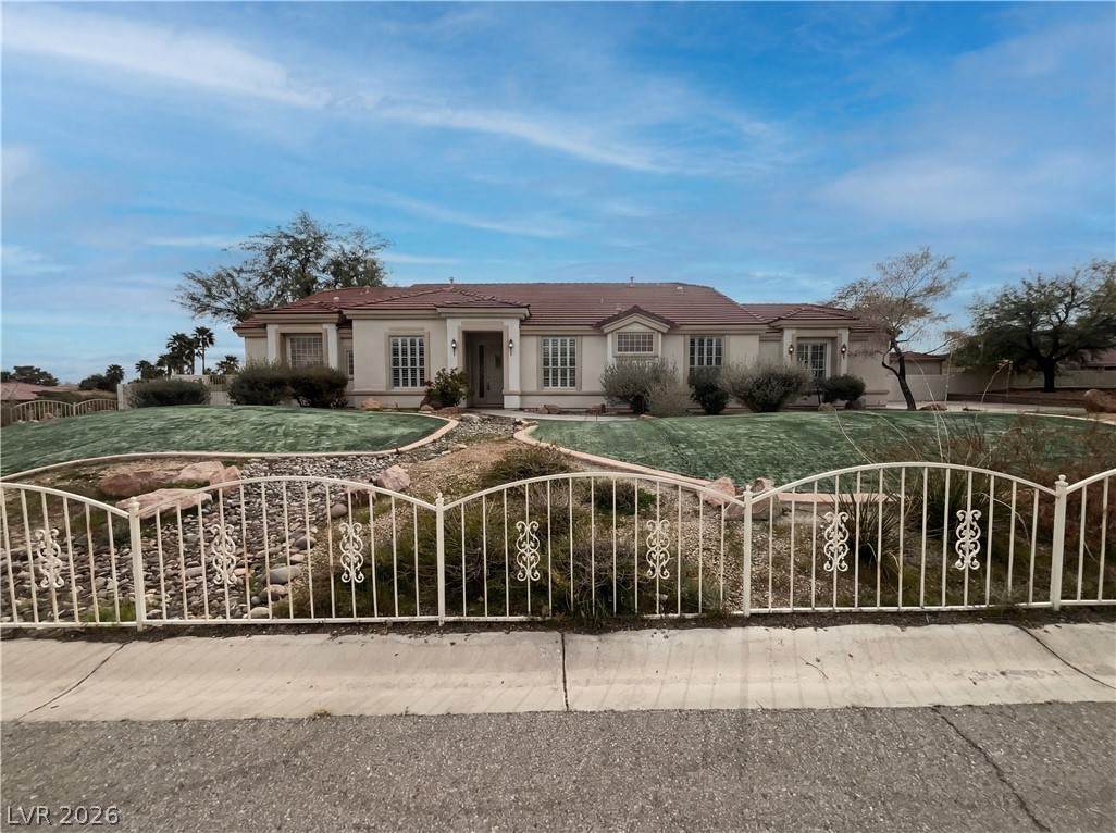 8925 Cita Vista Circle - Photo 1