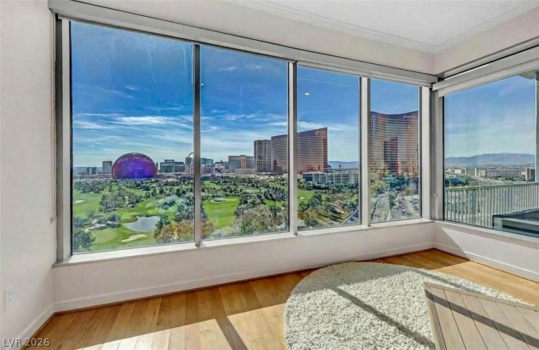 360 Desert Inn Road - Photo 1