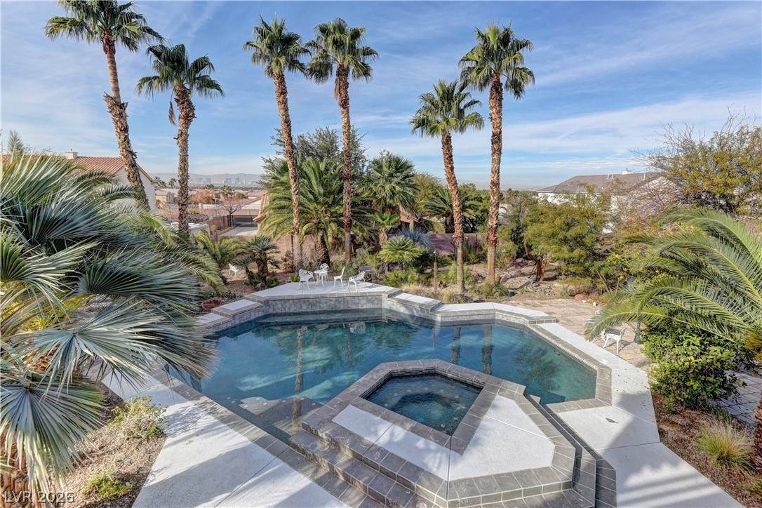 https://bt-photos.global.ssl.fastly.net/vegas/orig_boomver_2_2758303-2.jpg