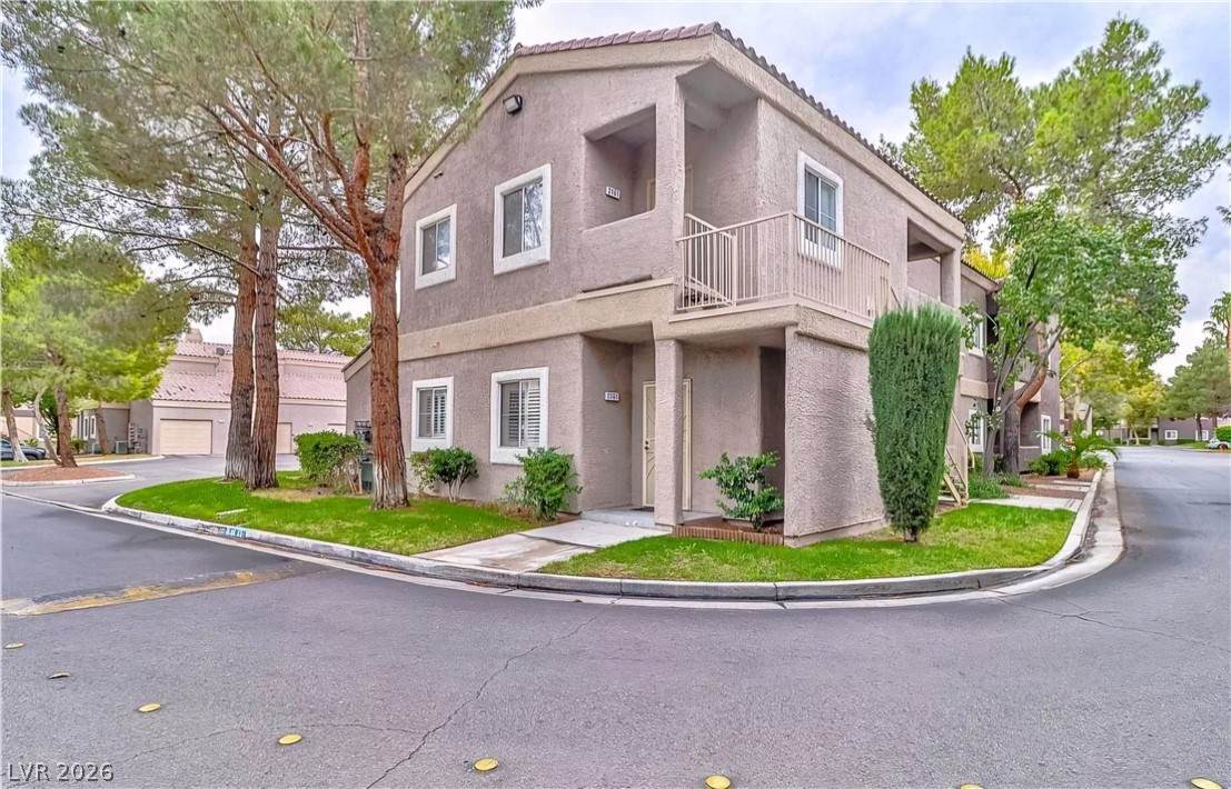 5250 Rainbow Boulevard - Photo 1