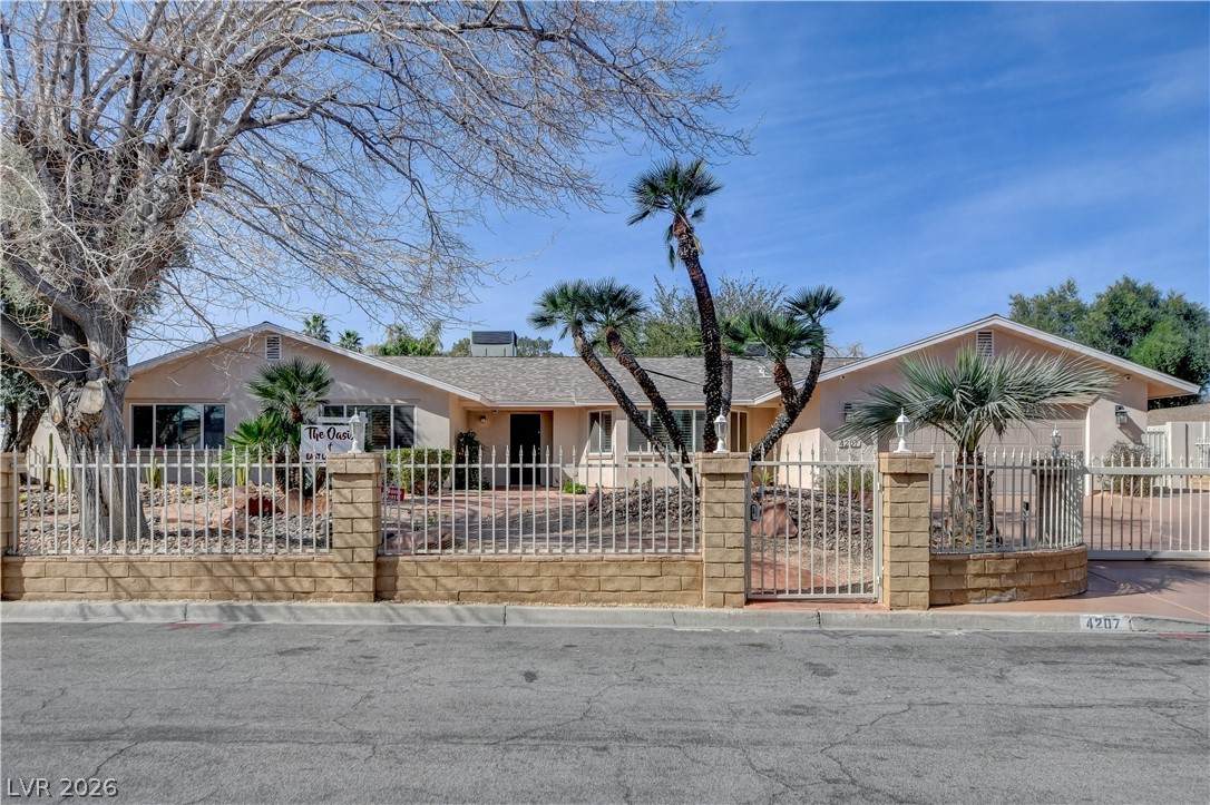 4207 Ridgecrest Drive - Photo 1