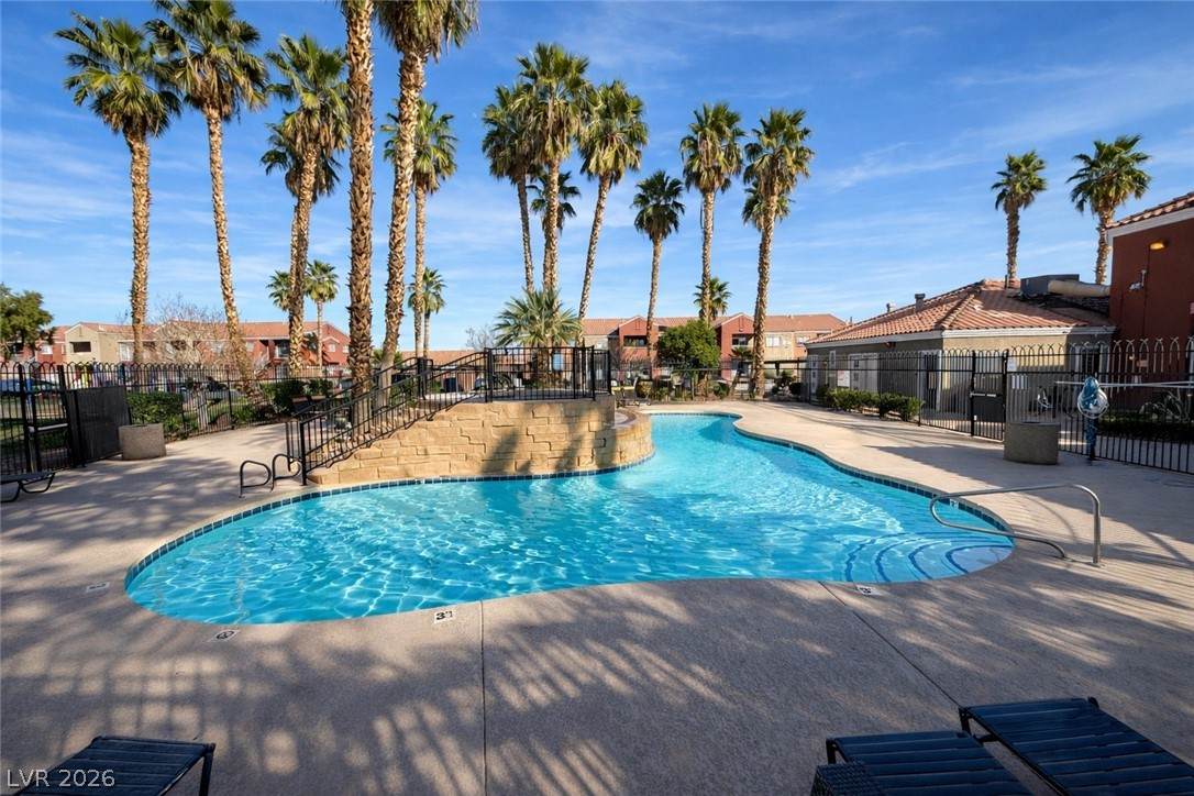 https://bt-photos.global.ssl.fastly.net/vegas/orig_boomver_1_2760187-2.jpg