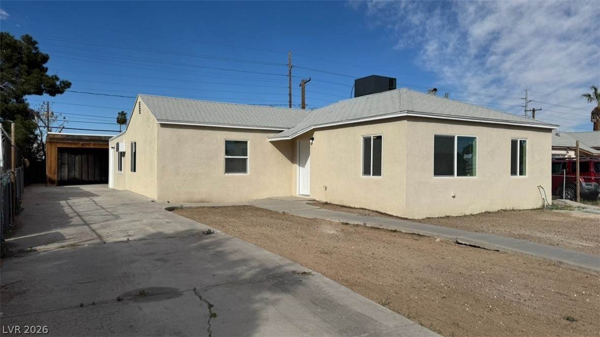800 Lillis Avenue - Photo 1