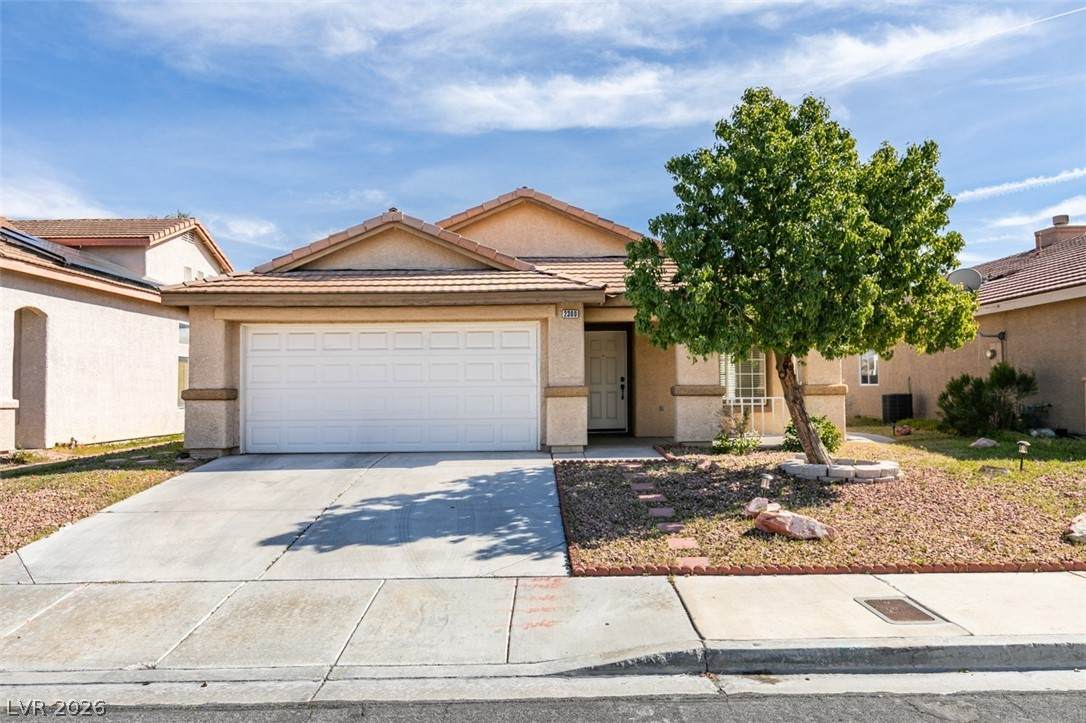 2300 Steinke Lane - Photo 1