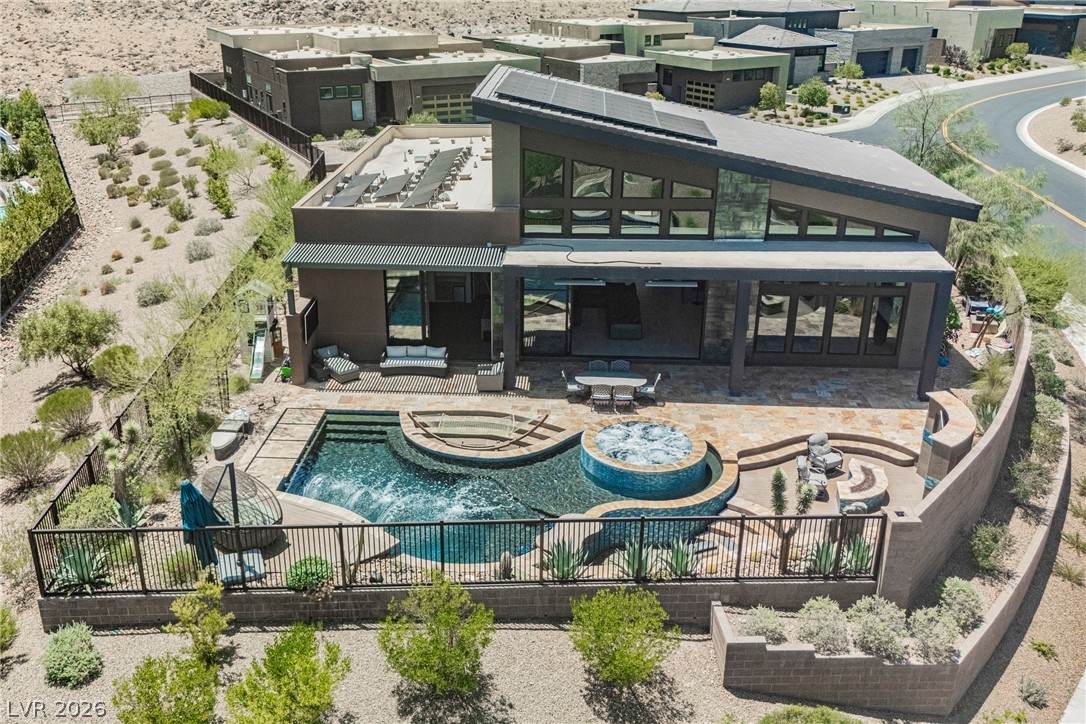 https://bt-photos.global.ssl.fastly.net/vegas/orig_boomver_1_2760819-2.jpg