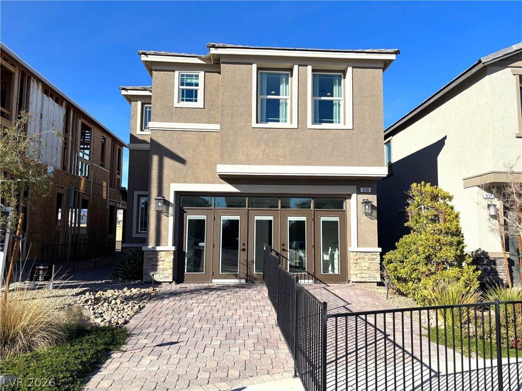 938 Hunter Shores Avenue - Photo 1
