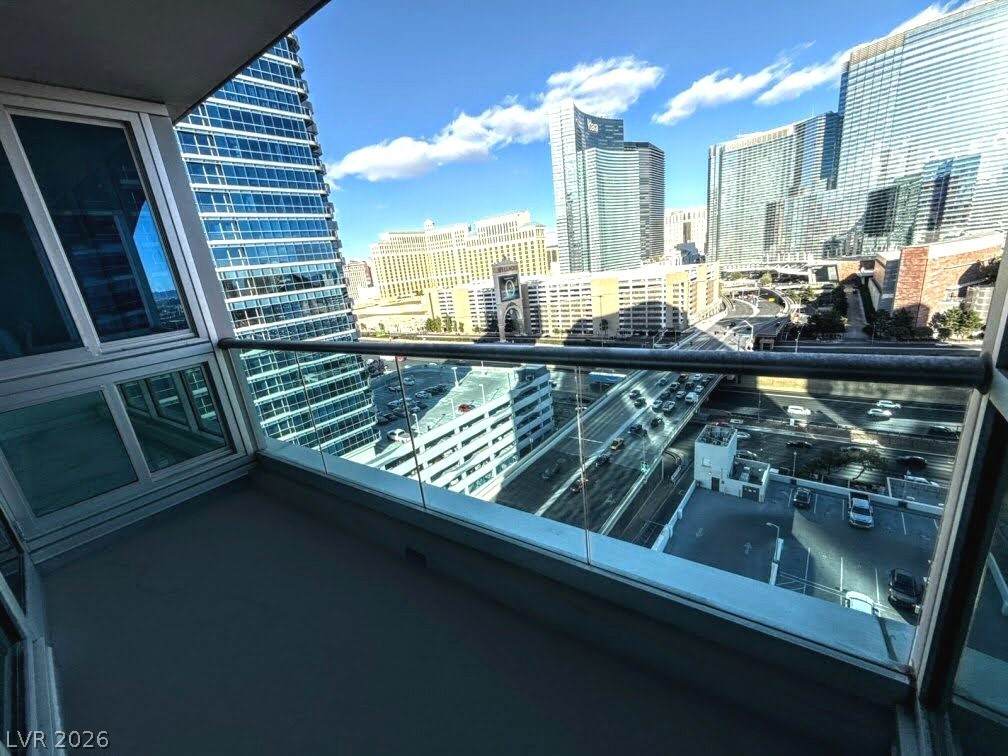 https://bt-photos.global.ssl.fastly.net/vegas/orig_boomver_1_2761315-2.jpg