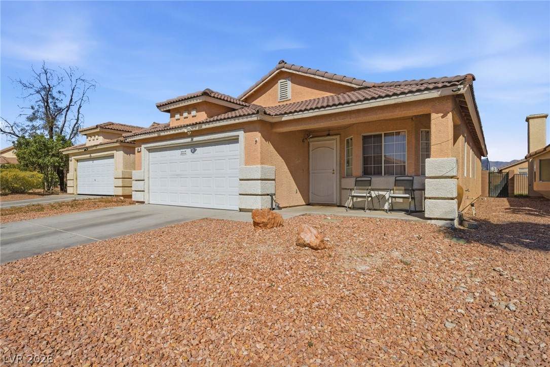 534 Sparrow Gull Court - Photo 1