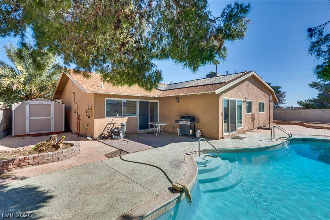 2503 Siesta Avenue - Photo 1
