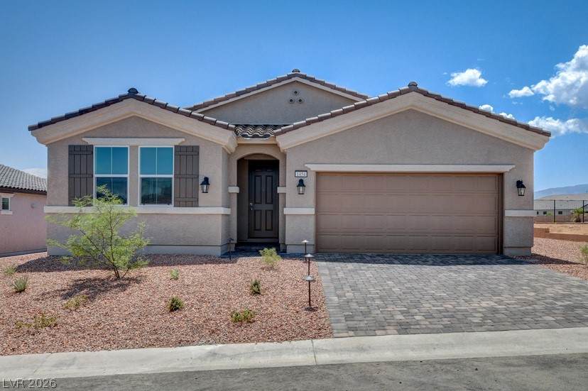 547 Hamilton Drive - Photo 1