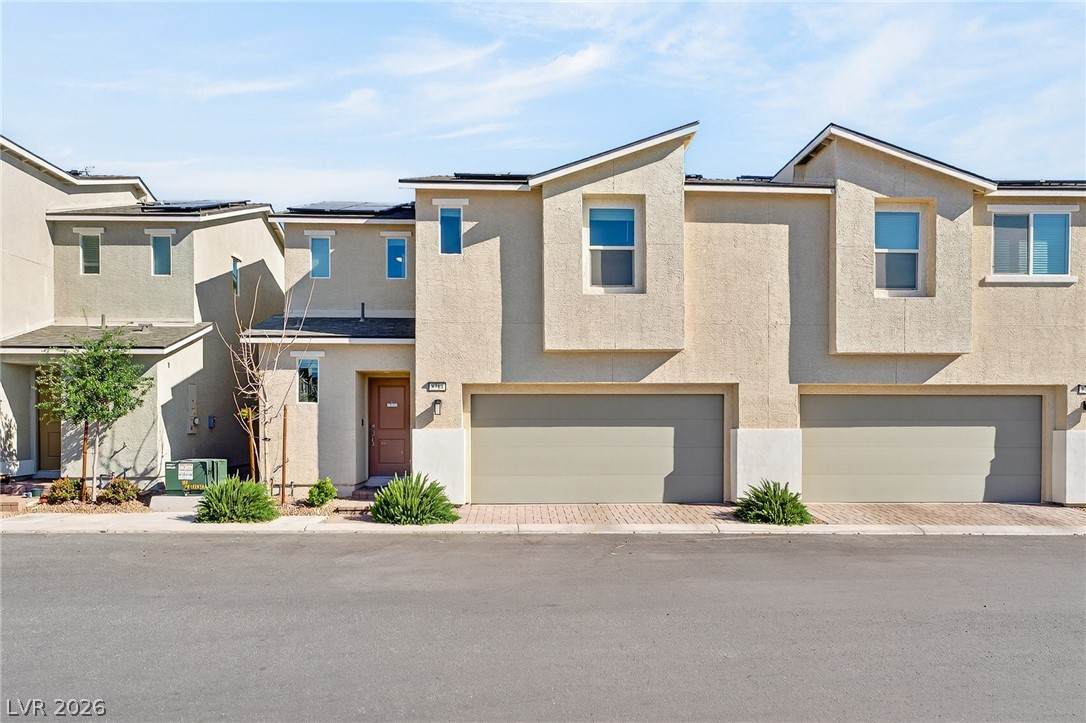 5714 Sunset Amber Avenue - Photo 1